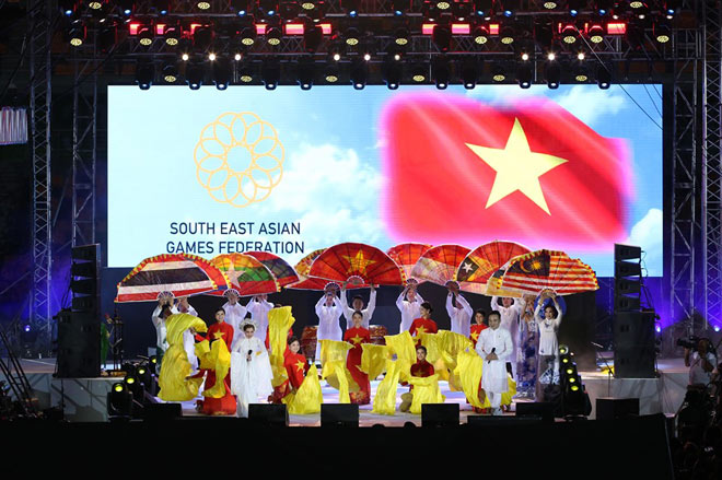 Bế mạc SEA Games 30: Việt Nam chính thức nhận đăng cai SEA Games 31 - 1