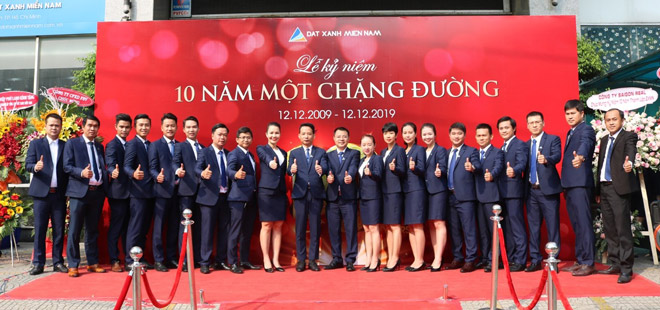 Ban Lãnh đạo Đất Xanh Miền Nam trong sự kiện Lễ kỷ niệm 10 năm thành lập Công ty