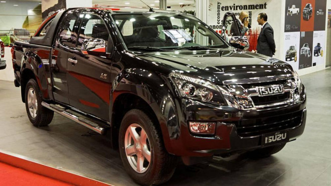 Isuzu D-Max là xe bán tải ế khách nhất tại Việt Nam