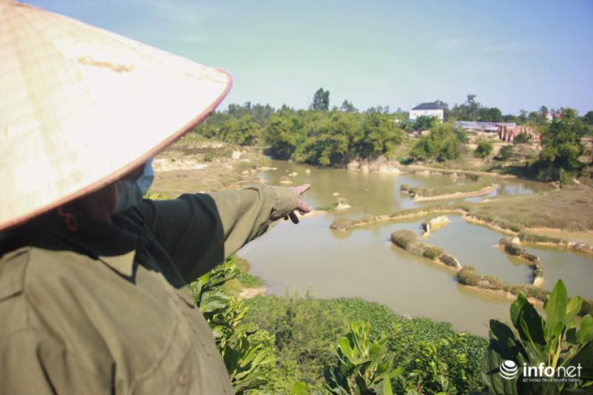 Nhà chị Bùi thị Dần, chăn nuôi vịt ở cách khu chôn trộm hóa chất khoảng 100m cho biết: "Nhà tôi có tất cả gần 2000 con vịt chăn nuôi và thả ở con sông này, cách đây độ khoảng 4 tháng trở lại, không rõ lý do vì sao vịt chết rất nhiều, đỉnh điểm có ngày chết hơn 20 con vịt, cứ sau khi trời mưa là vịt nhà tôi lại chết. Mặc dù nhà tôi đã tiêm phòng đầy đủ, quanh đây cũng không có dịch bệnh nhưng không hiểu lý do vì sao lại chết. Đặc biệt hơn là mỗi khi trời có gió, cả nhà tôi phải đóng kín cửa không dám ra ngoài vì bụi than đen bay khắp vào sân nhà tôi mùi khét không chịu nổi".