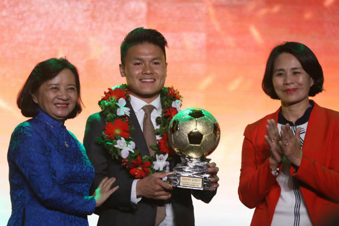 Quang Hải đoạt QBV năm 2018