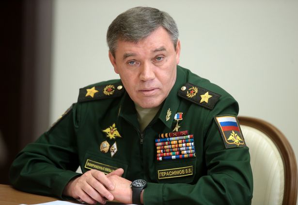 Tổng tham mưu trưởng quân đội Nga Valery Gerasimov bày tỏ lo ngại về sự hiện diện gia tăng của NATO sát biên giới Nga.