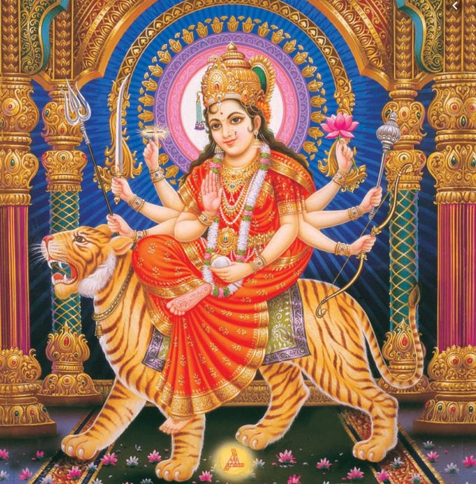 Nữ thần chiến tranh Durga trong tín ngưỡng Hindu.