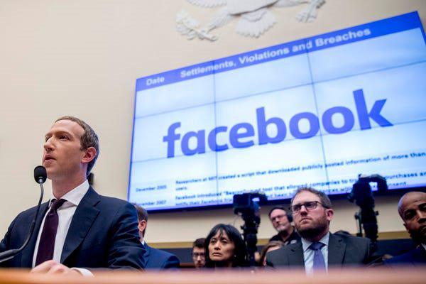 1. Facebook: 4,6 tỷ lượt tải