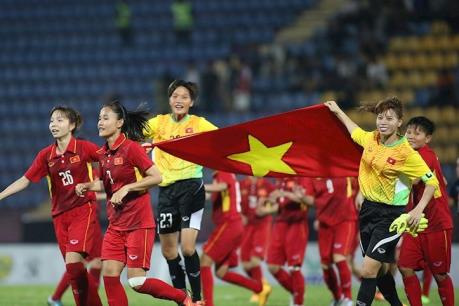 Đội bóng đá nữ Việt Nam đã lên danh sách chia thưởng sau tấm HCV SEA Games 30.