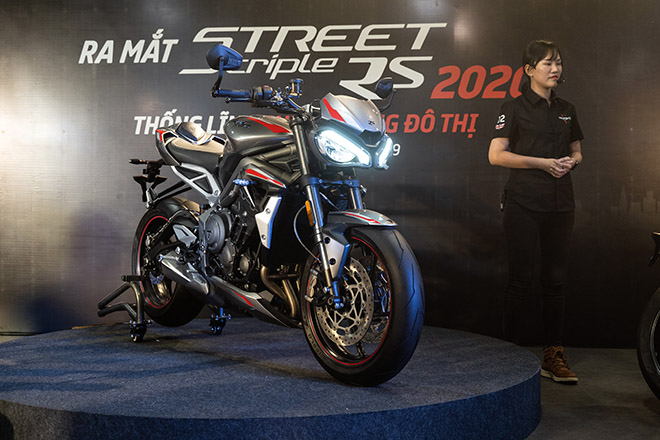 Triumph Street Triple 2020 ra mắt tại Việt Nam