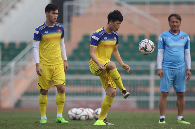 Thầy Park đăm chiêu giải bài toán Văn Hậu, U23 VN ráo riết tập đấu giải châu Á - 7