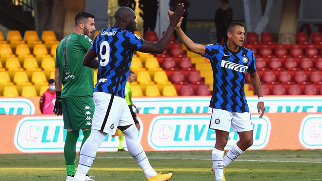 Inter có hiệp 1 tưng bừng trước&nbsp;Benevento