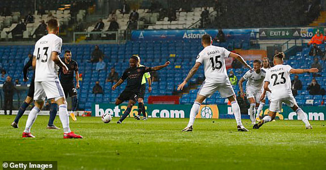 Trực tiếp bóng đá Leeds United - Man City: Hú vía tiền đạo suýt phản lưới nhà (Hết giờ) - 2