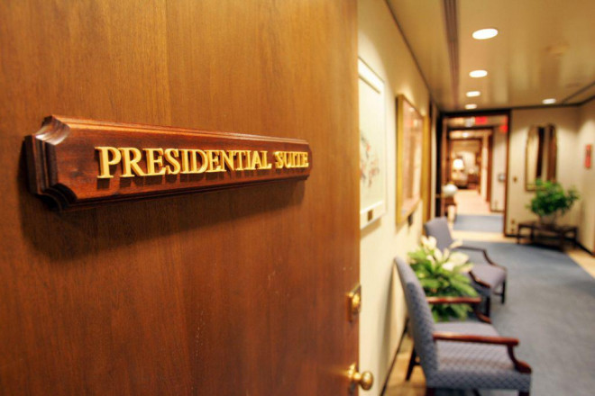 Thường được gọi là "Khu 71" (Ward 71), phòng tổng thống (Presidential Suite) của bệnh viện Walter Reed là 1 trong 6 phòng đặc biệt dành riêng cho các sĩ quan quân đội cấp cao và thành viên nội các Nhà Trắng. Ảnh: USA Today Network