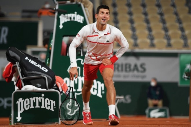 Tay vợt Serbia ghi danh vào vòng 4 Roland Garros