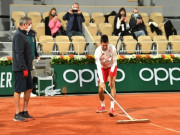 Thể thao - Phá kỷ lục Federer, Djokovic làm điều bất ngờ tại Roland Garros