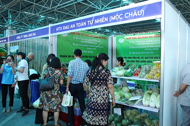 Các quầy hàng tại MM Mega Market Thăng Long Hà Nội tại Tuần hàng Việt Nam và Sản phẩm OCOP
