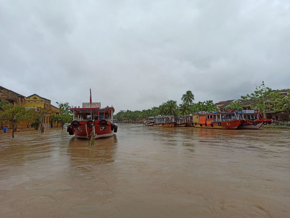 Nước sông Hoài ở Hội An (tỉnh Quảng Nam) cũng dâng cao gây ngập nhiều nơi. Ảnh: FB Hội An Bình Yên.