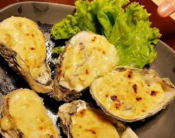 Hoặc món hàu nướng phô mai
