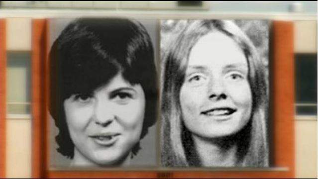 Angela Rader (trái) và Tammy Akers (phải) mất tích bí ẩn vào ngày 7/2/1977.