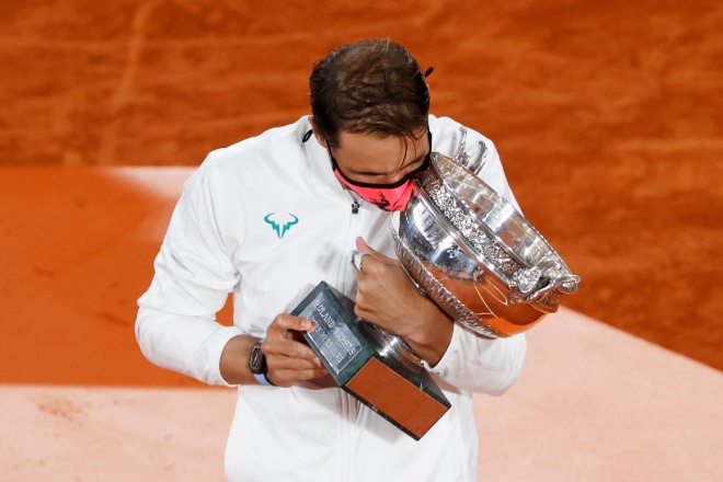 Nadal &#34;hủy diệt&#34; Djokovic vô địch Roland Garros: Chạm kỳ tích Grand Slam vĩ đại - 12