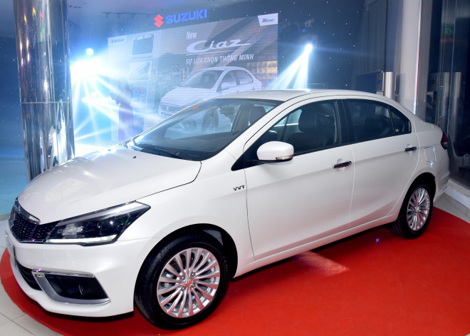 Suzuki Ciaz bán được 12 xe trong tháng 9