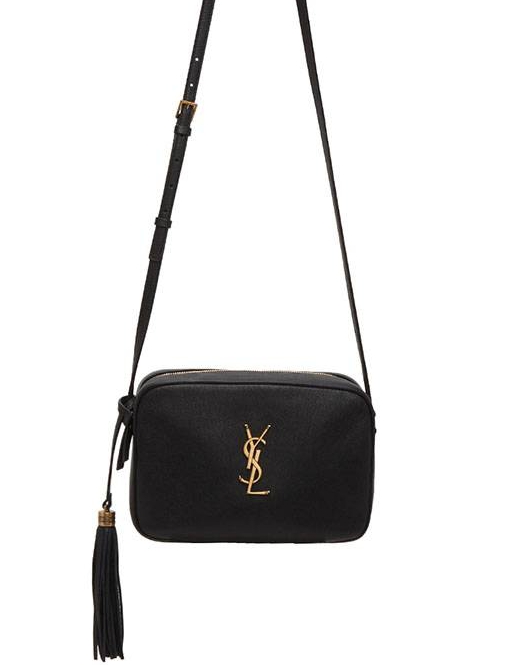 Bạn sẽ có vẻ ngoài thời thượng với túi đeo vai cổ điển của Saint Laurent (tua rua da có thể tháo rời) và nó còn phù hợp với mọi món đồ trong toàn bộ tủ quần áo của bạn.&nbsp;