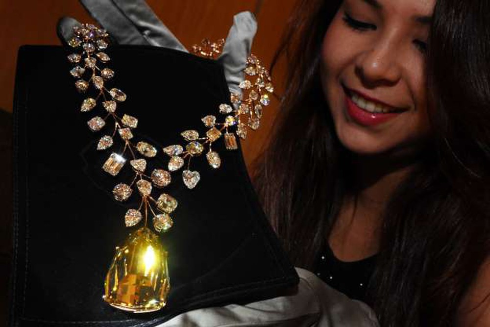 L’Incomparable – vòng cổ kim cương đắt nhất thế giới – được nữ tỷ phú Ấn Độ mua tặng con dâu (ảnh: SCMP)
