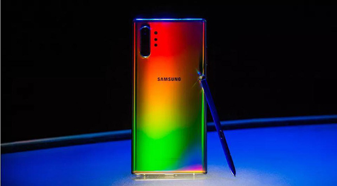 Bút S Pen độc quyền trên dòng Galaxy Note.