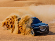 Tin tức ô tô - Xe &quot;đại gia&quot; Rolls-Royce Cullinan hơn 41 tỷ đồng off-road trên sa mạc