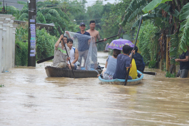 Nước trên các sông ở Quảng Nam đang lên lại