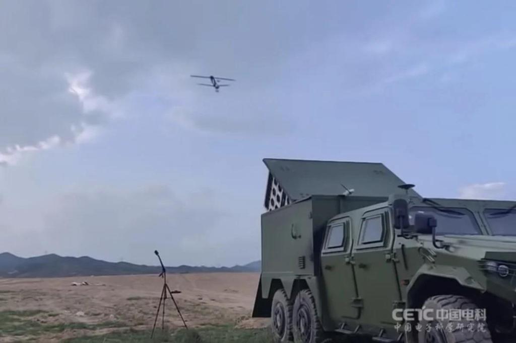 Máy bay không người lái “tự sát” được Trung Quốc thử nghiệm hồi tháng 9 (ảnh: SCMP)