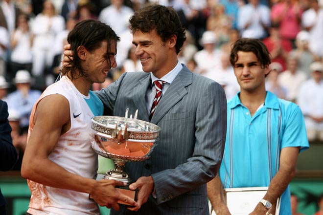 Cựu tay vợt số 1 thế giới người Brazil,&nbsp;Gustavo Kuerten cho rằng thế hệ Federer và Nadal đang được hưởng nhiều lợi thế so với các tiền bối