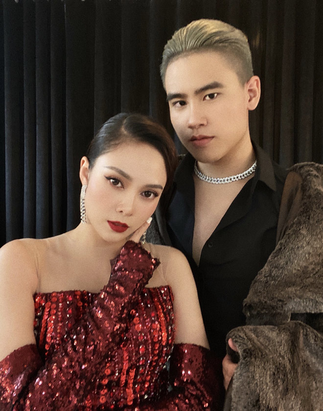 Lưu Hiền Trinh chụp hình với G.Ducky trong hậu trường