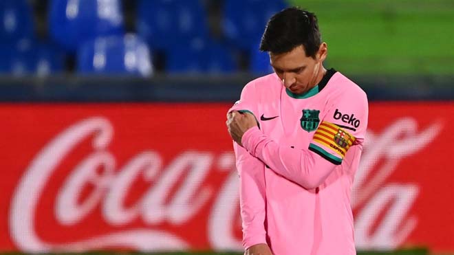 Vẻ thất vọng của Messi ở trận Barca thua Getafe