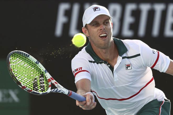 Sam Querrey lén lút trốn khỏi khách sạn ở Nga và bay về Mỹ giữa lúc đang cùng gia đình cách ly vì mắc Covid-19