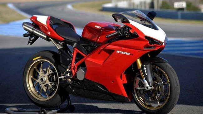 10. Ducati 1098S (vận tốc tối đa: 272 km/h)
