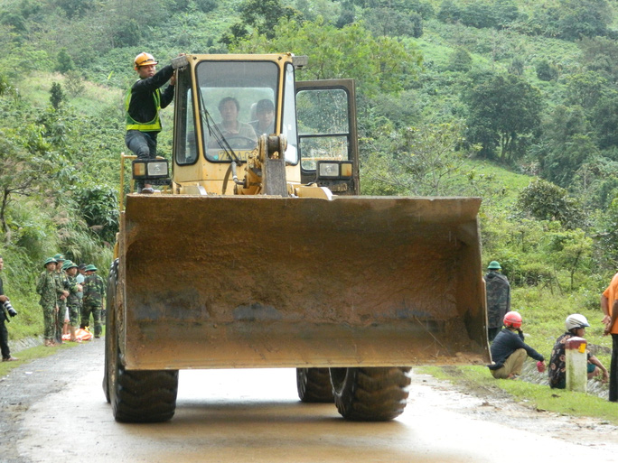 Tăng cường lực lượng tham gia cứu hộ