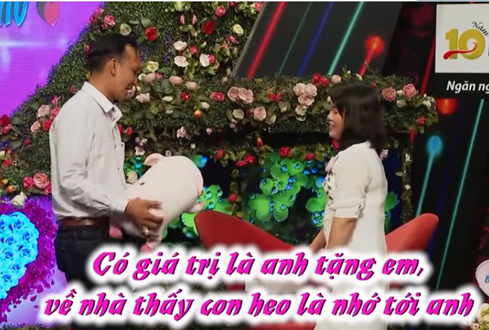 Đi hẹn hò, cô giáo được anh chàng buôn thịt heo tỏ tình lãng mạn - 6