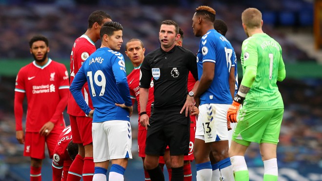 Liverpool chia điểm ở trận derby Merseyside