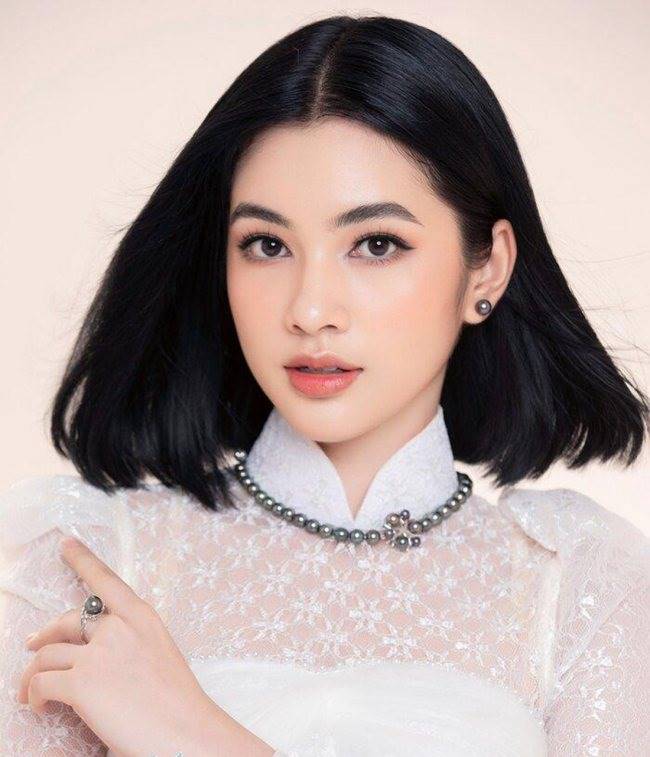 Nguyễn Thị Cẩm Đan đến từ An Giang, là gương mặt nhận được sự chú ý của người hâm mộ trong cuộc thi Hoa hậu Việt Nam 2020.
