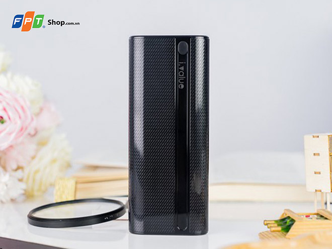 FPT Shop giảm ngay 49% cho sạc dự phòng i.Value từ nay đến ngày 31/10.