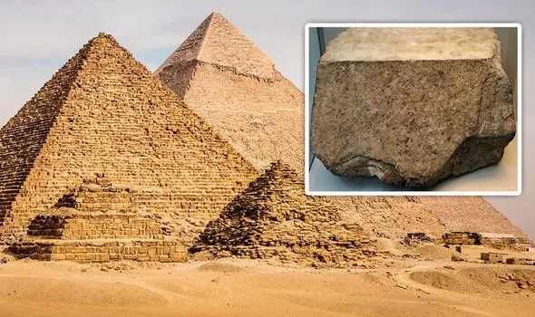 Đại kim tự tháp Giza là kỳ quan thế giới cổ đại duy nhất còn tồn tại đến ngày nay.