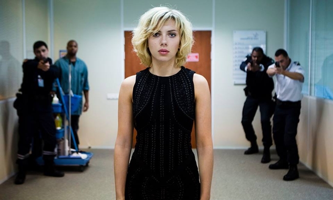 Sau vai nữ  điệp viên người Nga Black Widow (Góa Phụ Đen) trong Iron Man 2, Scarlett Johansson tiếp tục đảm nhận vai diễn tương tự trong bộ phim Lucy (2014).

