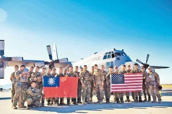 Nếu Mỹ lập căn cứ quân sự ở Đài Loan, Trung Quốc chắc chắn không "ngồi yên". Ảnh: Twitter