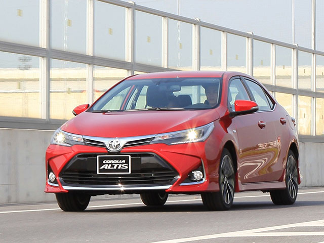 Giá xe Toyota Corolla Altis lăn bánh tháng 10/2020