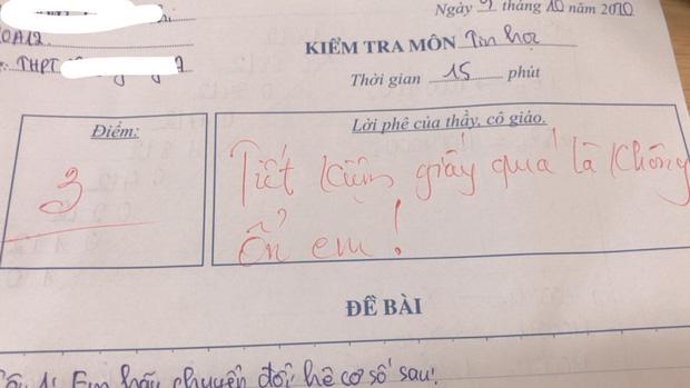 Do đề bài kiểm tra khó nên điểm số học sinh nhận về không mấy khả quan.