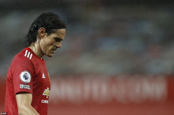 Cavani ra mắt Ngoại hạng Anh: Dứt điểm cực &#34;bén&#34;, MU mừng hụt - 6