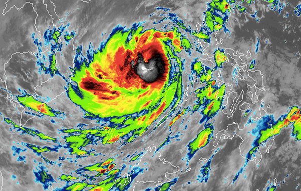 Hình ảnh vệ tinh chụp bão số 9 - Molave đi vào Biển Đông đêm 26/10. Ảnh: CIRA