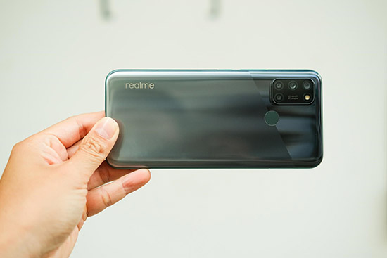 Realme 7i: Bộ 4 camera 64MP AI sắc nét, pin trâu, sạc nhanh, dung lượng lưu trữ lớn - 2