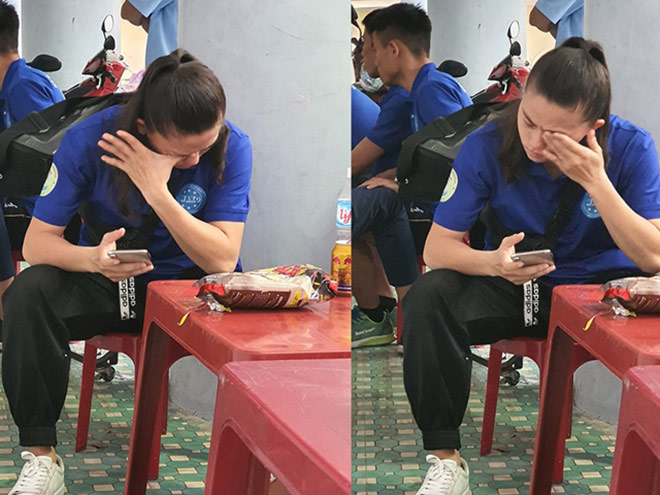 Hữu Hiếu ngồi khóc khi không được thi đấu trận chung kết dù không bị chấn thương