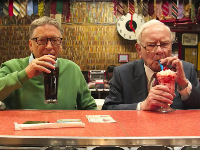 Warren Buffett - vị tỷ phú “nghiện” Cocacola, thích dùng phiếu giảm giá - 4