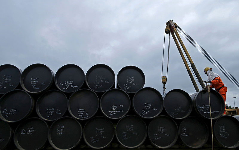 Giá dầu vẫn tiếp tục đà giảm mạnh
