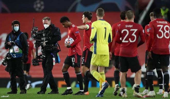 Marcus Rashford vào sân từ ghế dự bị ở phút 63 và tỏa sáng rực rỡ với cú hat-trick ở các phút 74, 78 và 90+2